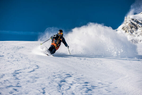 Skifahrer auf der Piste
